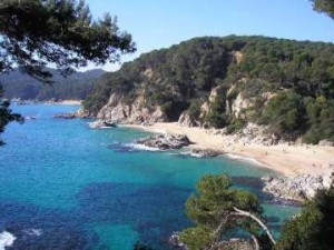 FKK Urlaub in Spanien an der Costa Brava – Lloret de Mar, Sandstrand Cala Boadella.